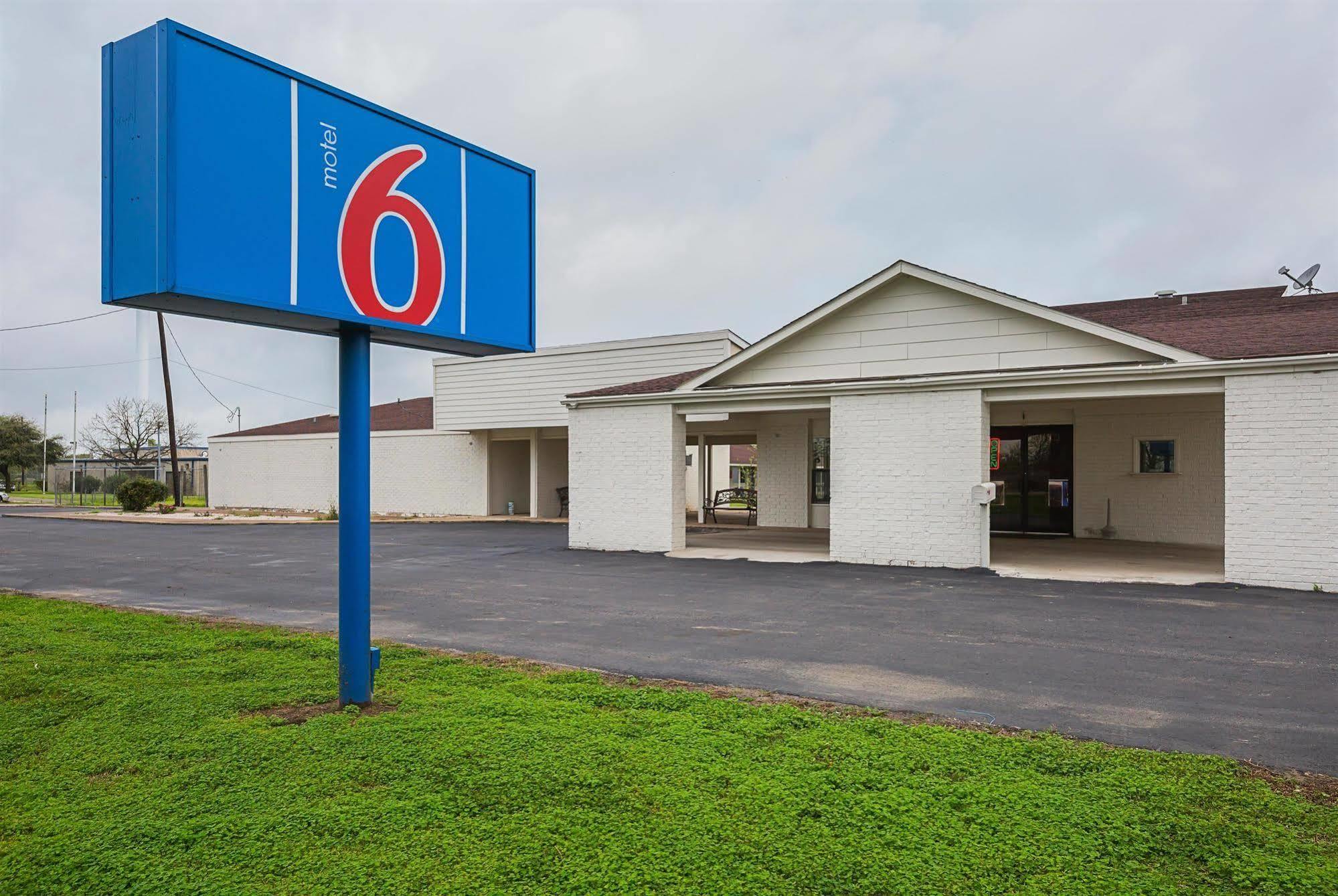 Motel 6-Madisonville, TX Esterno foto