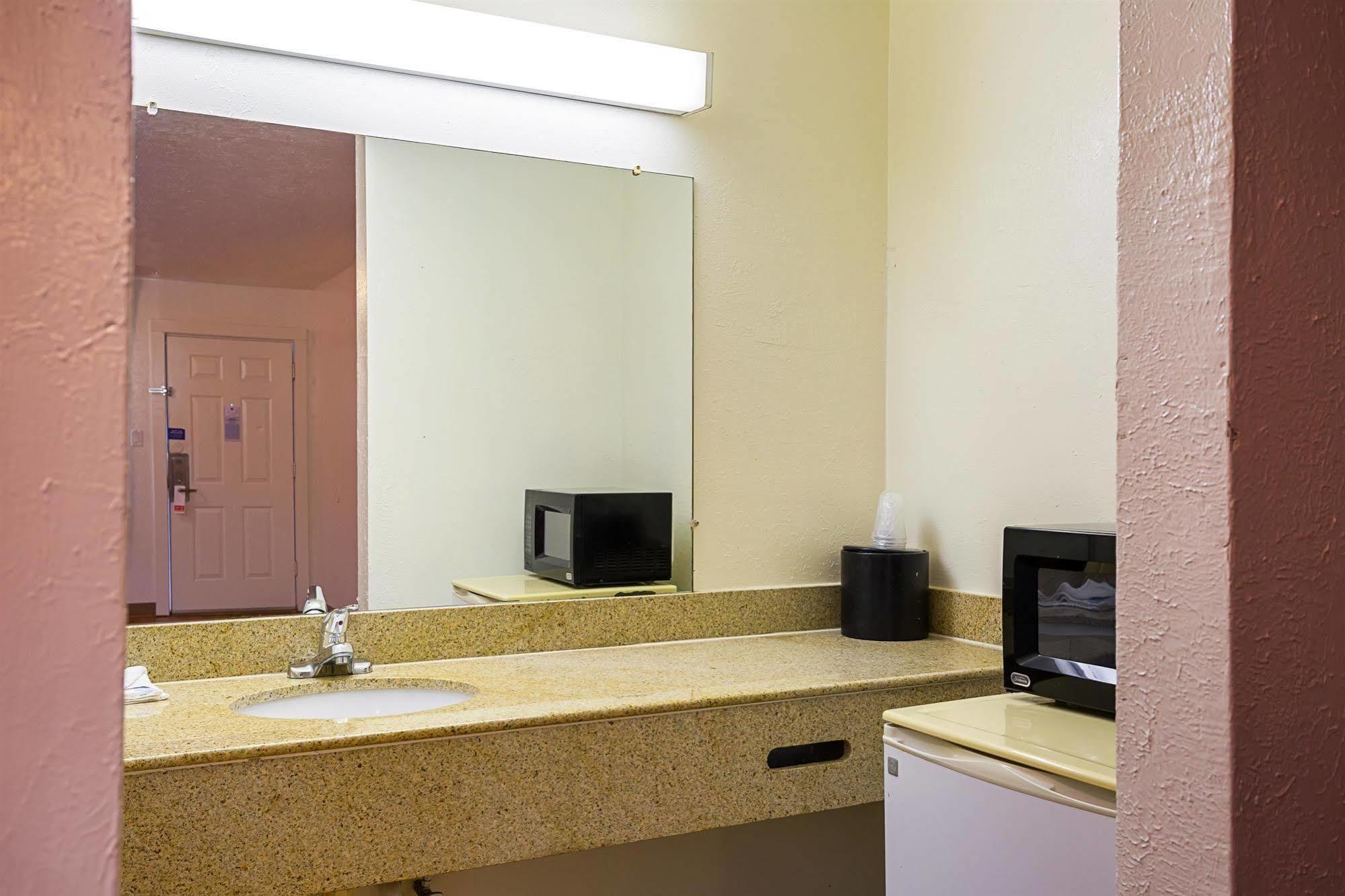 Motel 6-Madisonville, TX Esterno foto