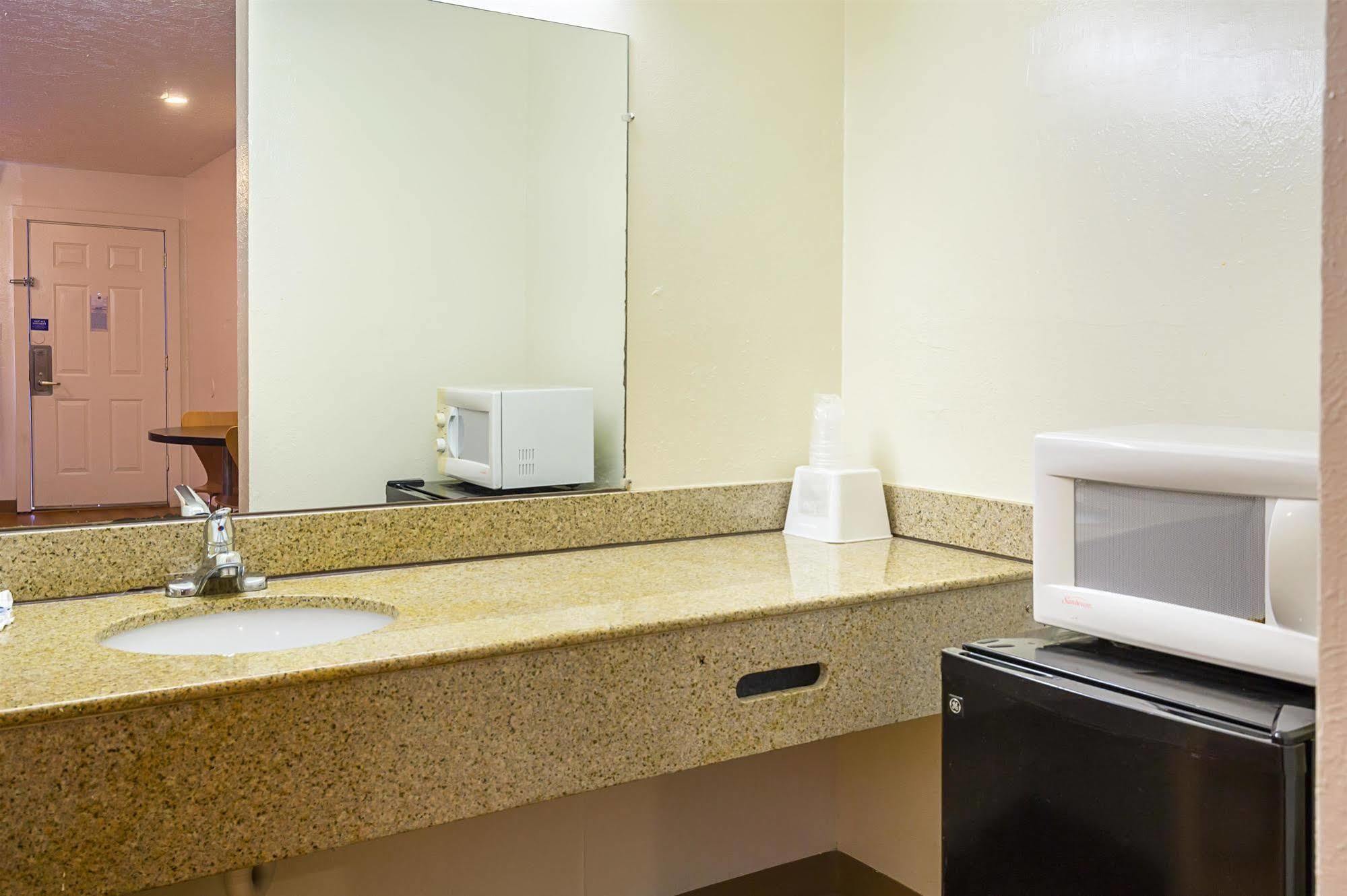Motel 6-Madisonville, TX Esterno foto