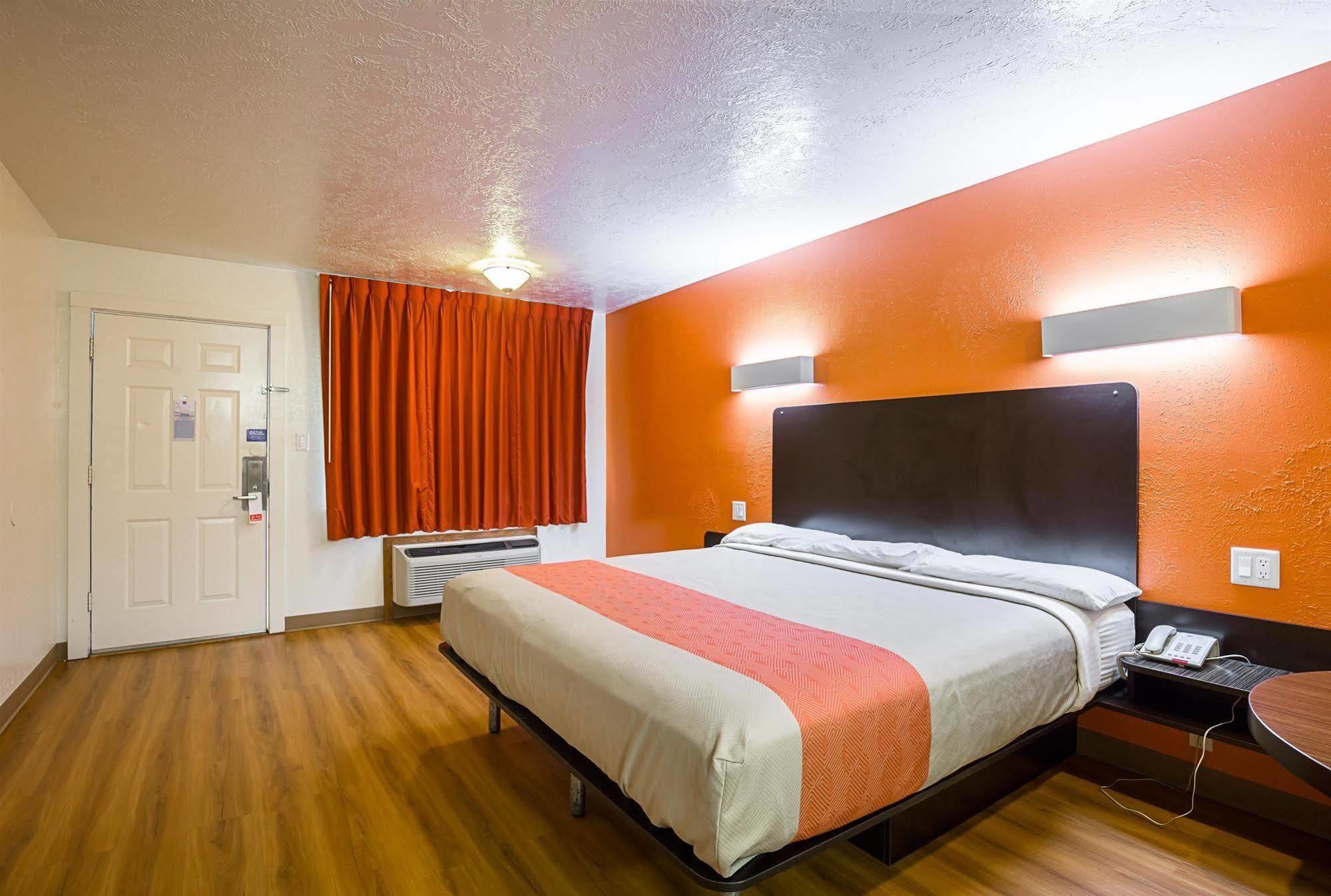 Motel 6-Madisonville, TX Esterno foto